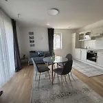 Turmhotel Alojamento de Acomodação e Pequeno-almoço 4*
