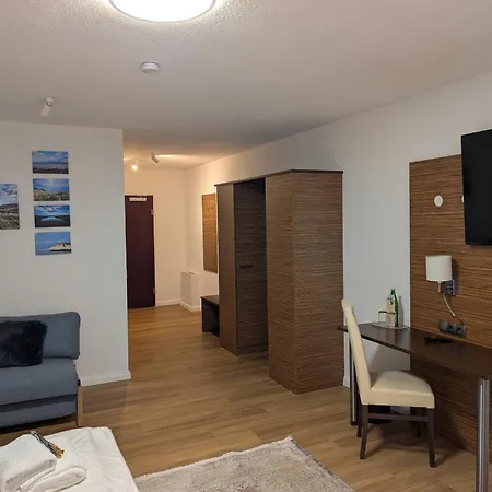 Turmhotel Bed & Breakfast