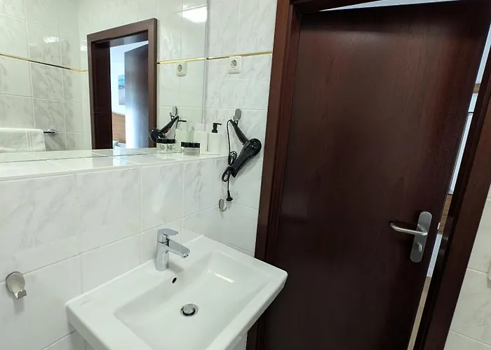 Turmhotel Frühstückspension 4*